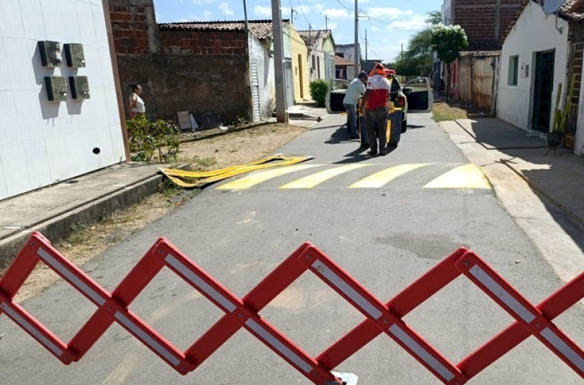 STTrans intensifica trabalho e já sinalizou 300 lombadas em bairros de Sousa
