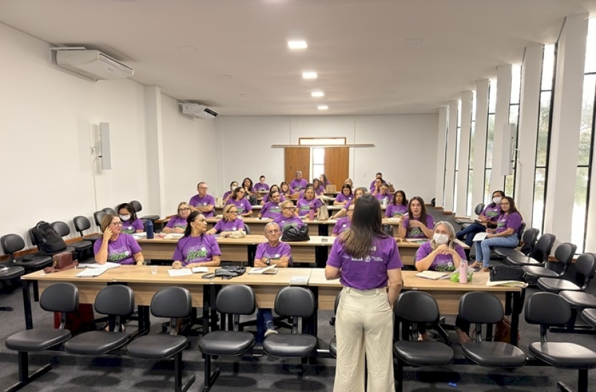Secretaria de Educação de Sousa promove formação de lideranças para gestores escolares