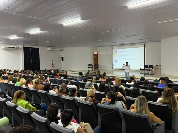 Secretaria de Educação de Sousa promove capacitação sobre Educação Especial e práticas inclusivas