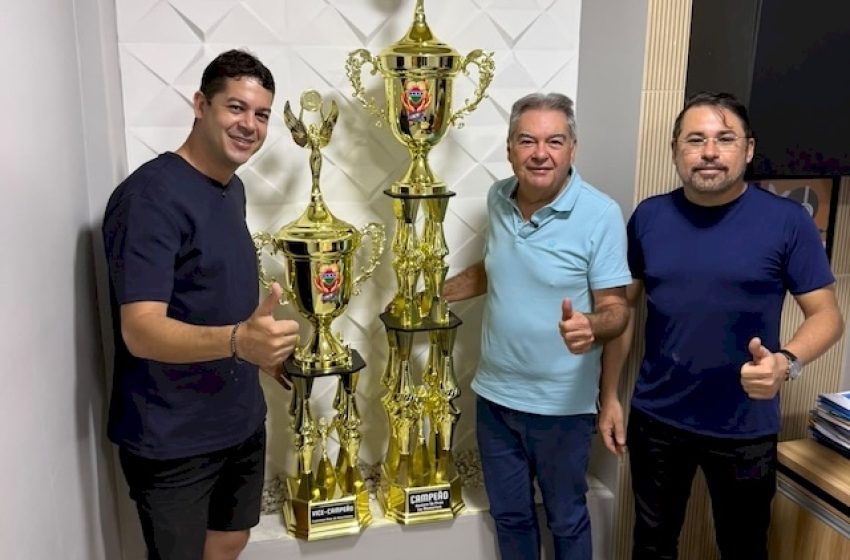 Troféus do Campeonato Sousense de Futebol 2026 são apresentados através de parceria da Prefeitura com o Governo da Paraíba