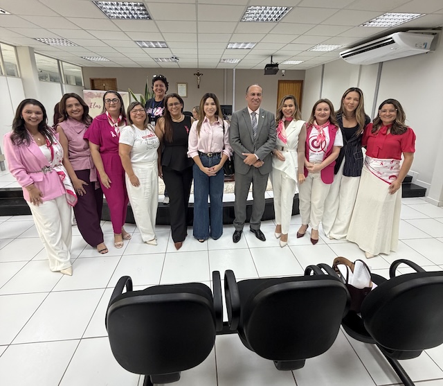 Secretárias de Saúde e Assistencia Social participam evento em alusão ao Dia do Servidor Público e ao Outubro Rosa